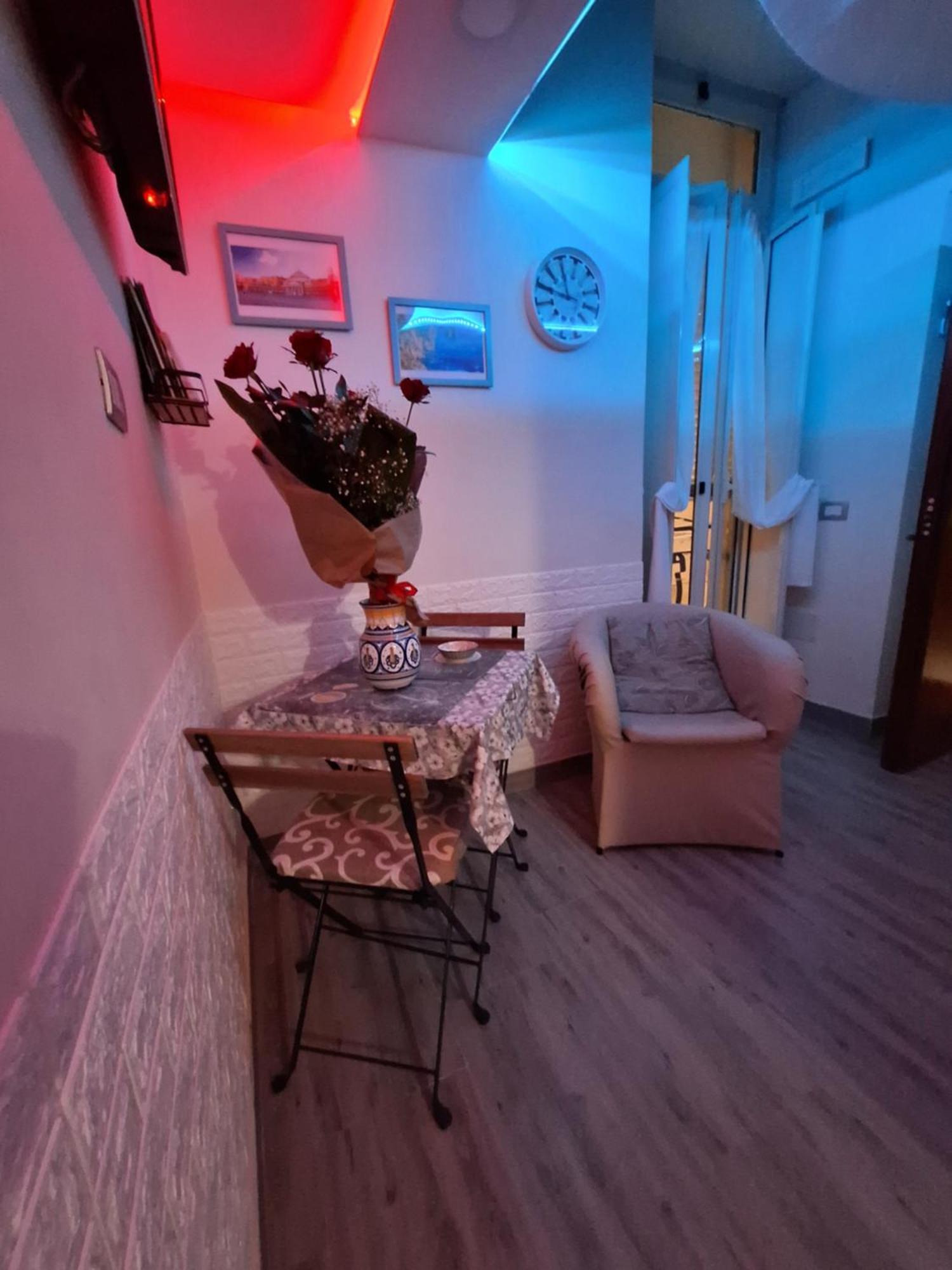 Ferienwohnung La Casa Di Nana' Neapel Exterior foto